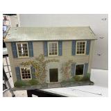 Rosewood Manor Tin Dollhouse