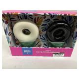 Salt n Pepper Shakers