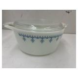 Pyrex Snowflake Blue Garland Casserole with lid
