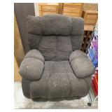 Chair - wonï¿½t recline