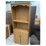 Cabinet with shelves, approx 28in x 12in x H 6ft