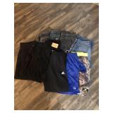 Menï¿½s Jeans / Pants - Various Sizes