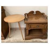 End table and round Table