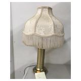 Vntg Metal lamp, Brass?