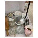 Vntg ice cube tray, Corningware casserole, red