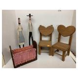 Decorations, Amish, Chairs