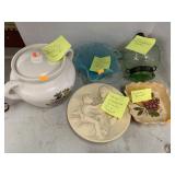 Hummingbird Feeder, McCoy Bean Pot, Westmoreland