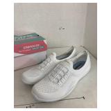 Skechers shoes Sz 8.5