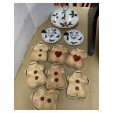Gingerbread Dishes and Holly Dishes