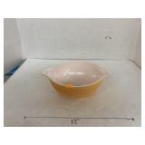 Vntg Pyrex bowl 1-1/2 qt.