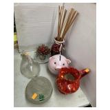 Vases and Dish Decor, Pig Bank