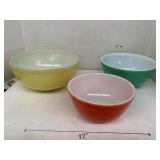 3cnt Pyrex Mixing Bowls