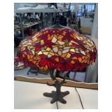 Stained glass lamp (some cracks)