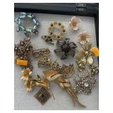 Jewelry - Brooch, Pins, Misc