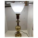 Vntg Brass Lamp