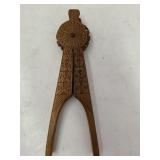 Vntg Wooden Nutcracker