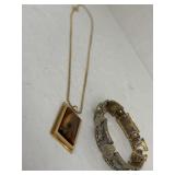 Jewelry - Necklace & Bracelet