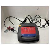 Duralast 8 amp Battery Charger / Maintaner