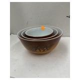 3 Vintage Pyrex Nesting Mixing Bowls