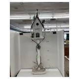 Birdhouse decor