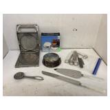 Hamburger press, coasters, cake servers,