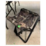 Mossy Oak Folding Stool