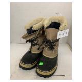 Caribou Sorel Boots, Size 10