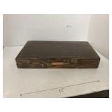 Wooden case with handle