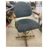 Swivel Bar Stool / Chair