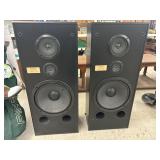 Pioneer CS-R590 3-way floorstanding speakers