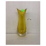 Vntg yellow glass vase