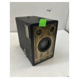 Kodak Six-16 Brownie Junior vintage box camera