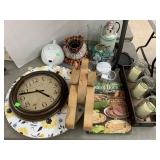 Clock, Teapot, Lazy-Susan, Misc Decor