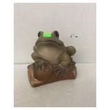 Resin frog figure
