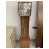 Bently Clock, Clear Plastic