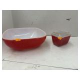 2 Pyrex Bowls