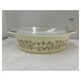 Vintage Pyrex Golden Grape Vine Casserole Dish