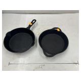 2 Cast Iron Pans