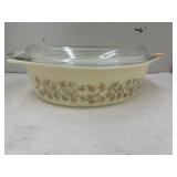 Vintage Pyrex Golden Grape Vine Casserole Dish