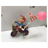 Vntg Toy , Litho Wind Up w Key, Works