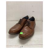 Menï¿½s George dress shoes (sz12)