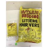 Magic Worm Bedding and Food