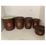 5cnt Tupperware Matching Containers