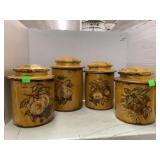 4cnt Fruit Canisters, some Chips