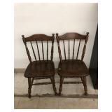 2cnt Wooden Chairs