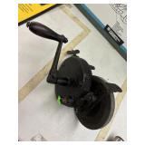 Vgt Hand-Crank Bench Grinder