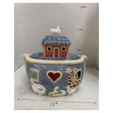 Noahï¿½s Ark Cookie Jar