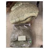 Comforter, Size Queen