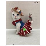 Resin cat and mouse figure