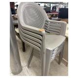 5 Ourdoor Stackable Plastic Chairs